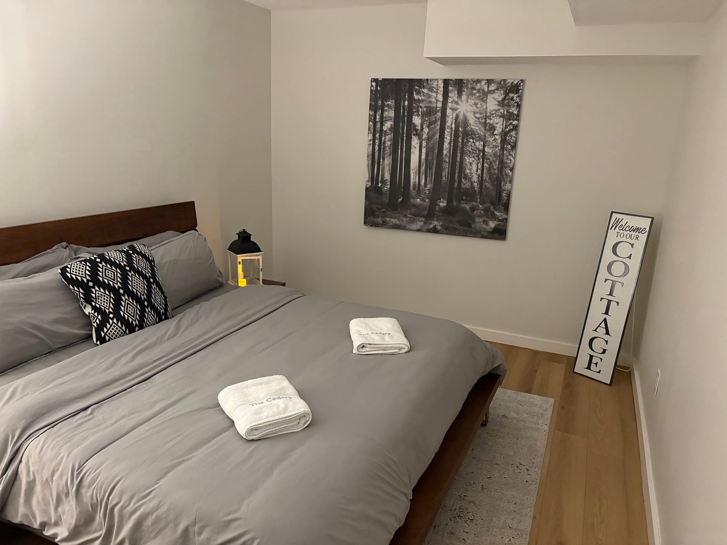 Cottage bedroom